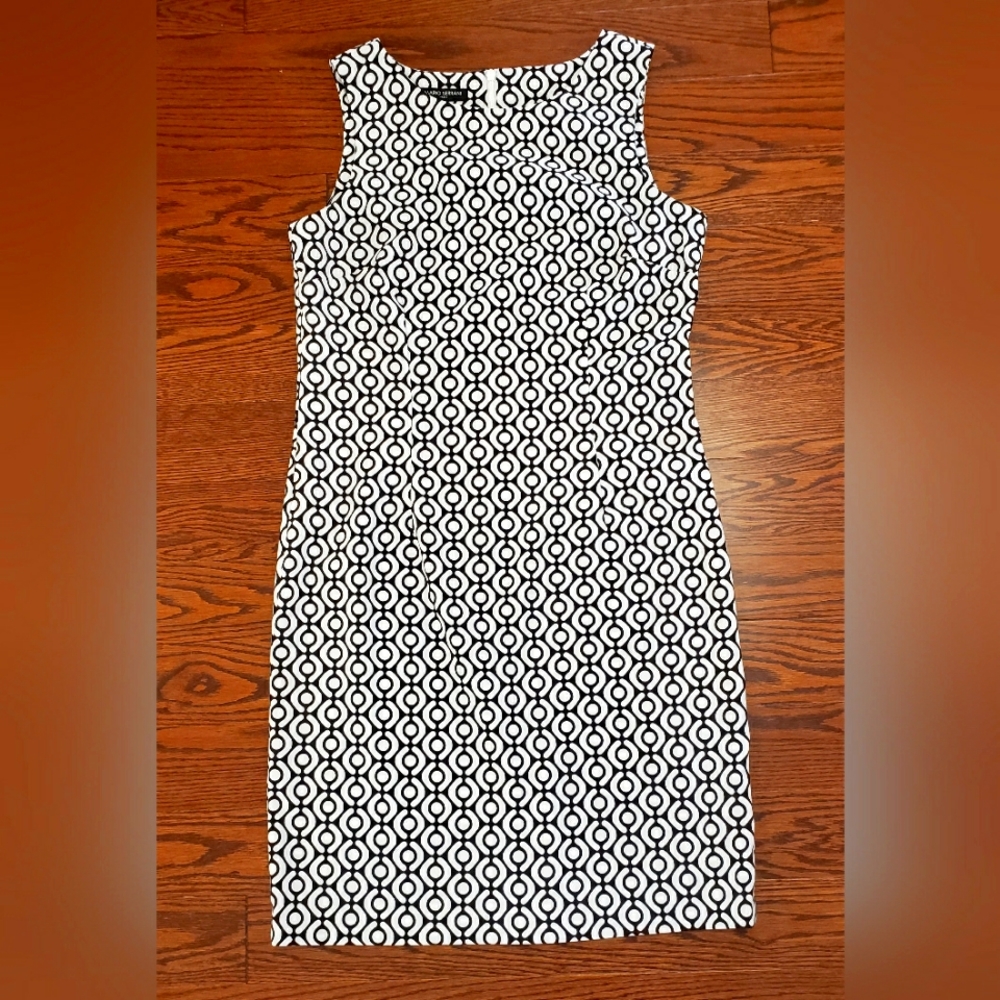 SOLD! Mario Serrani Sheath Dress Black & White Sz Small